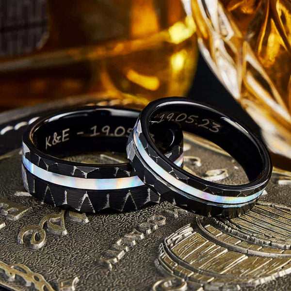 Gehamerde Wolfraam Ring met Parelmoer - Eclips